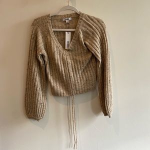 BB Dakota sweater